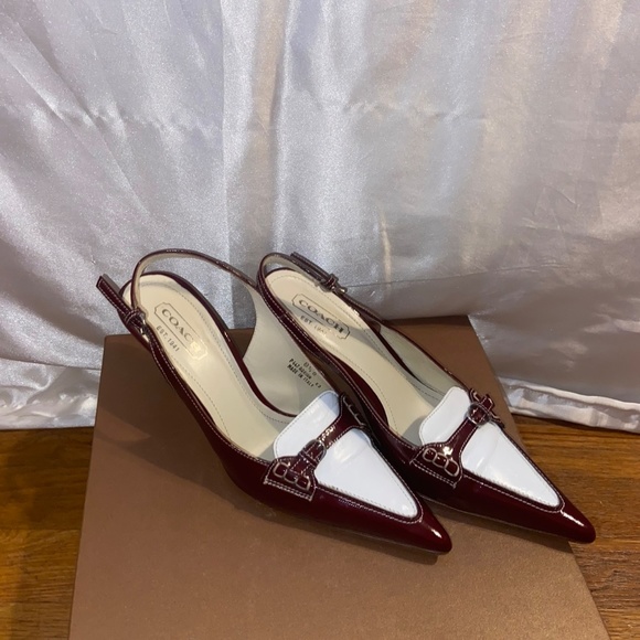 Coach Adrian Heels - Picture 3 of 3